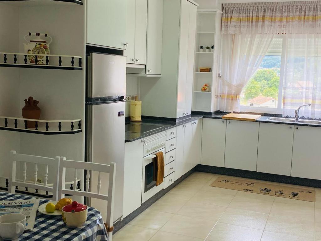 Ferienwohnung Tu Hogar En El Corazon De O Salnes Meaño Exterior foto